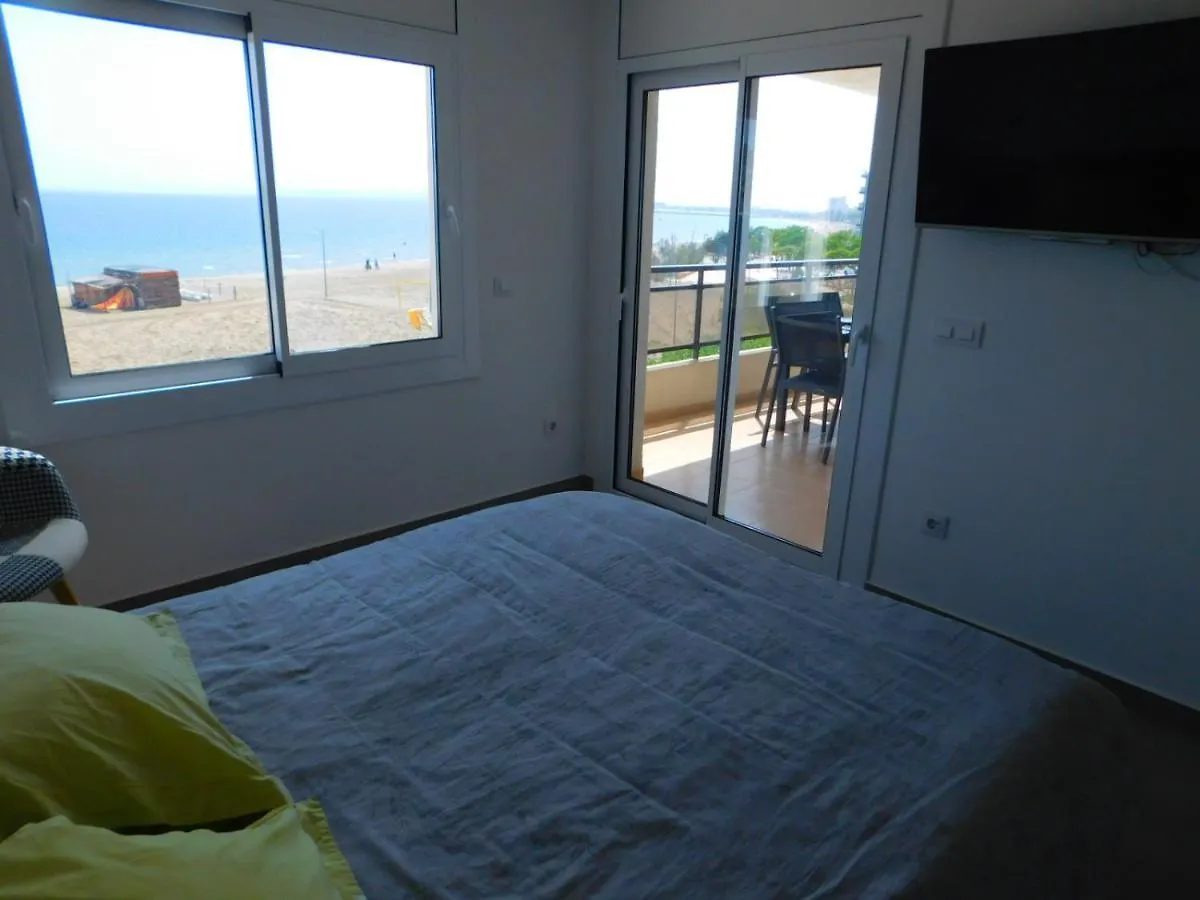 Gmid Immo Apartamento Oasis 로지즈 0*,  스페인